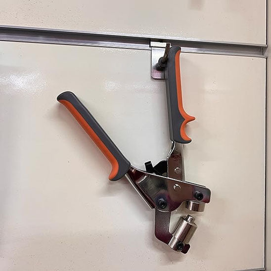 PINCE A OEILLET | MAGNÉTIQUE