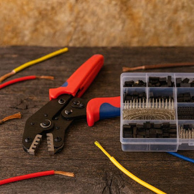 Pince a sertir boite cosses fils electriques