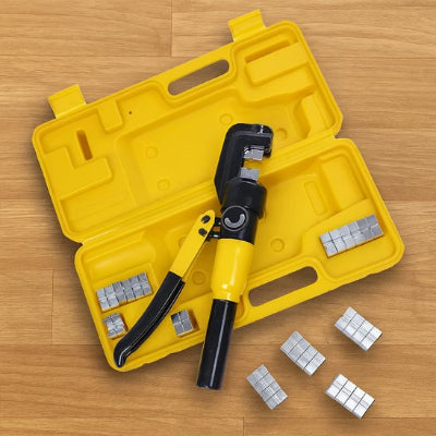 Pince a sertir​ des cosses pour ranger dans boite 