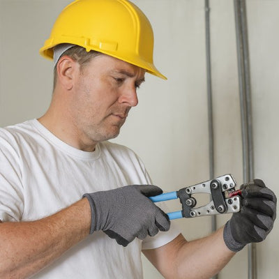 Pince a sertir sertit avec poignée confortable​